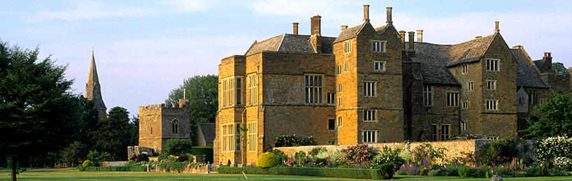 Broughton-Castle-Gardens-header Broughton Castle Gardens